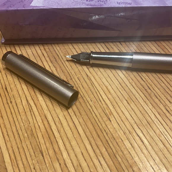 Younique collectible calligraphy fountain pen ink - Picture 5 of 5